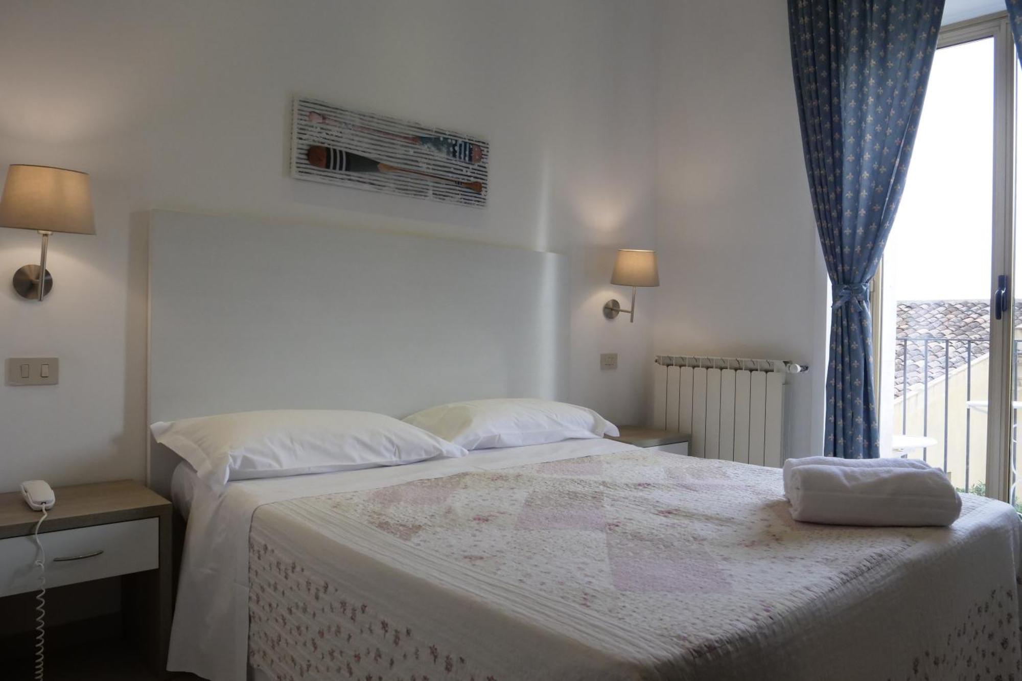 Hotel Elios Tao Taormina Esterno foto