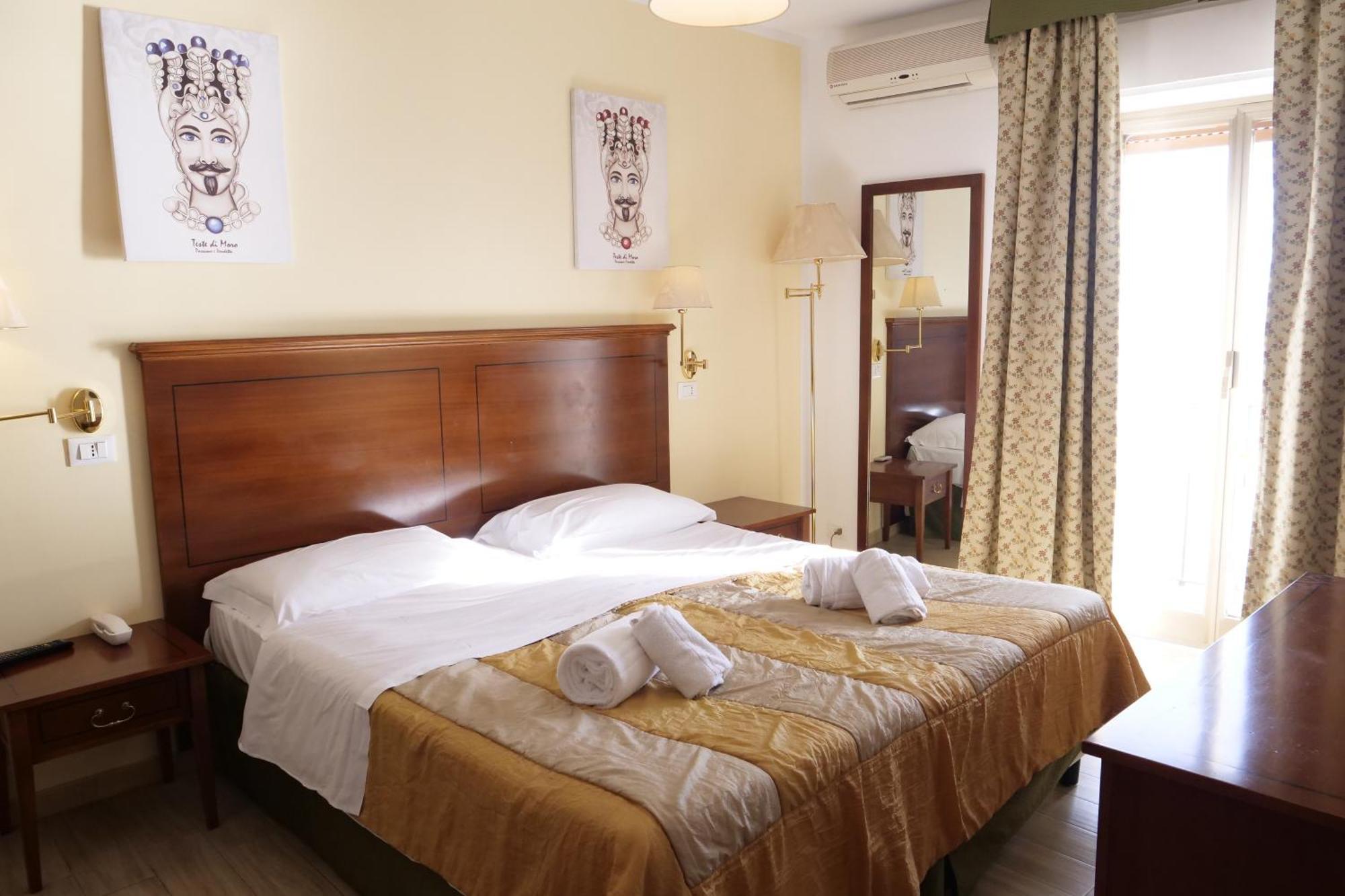 Hotel Elios Tao Taormina Esterno foto
