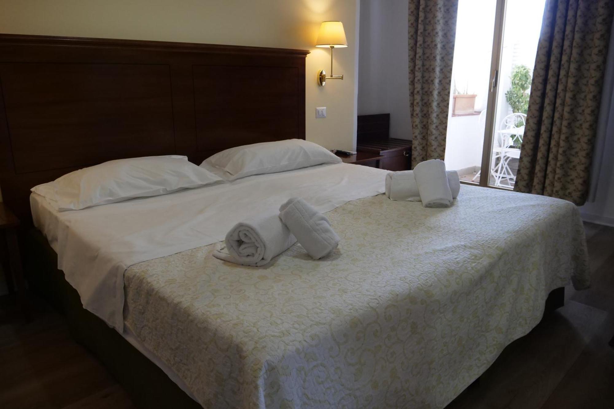 Hotel Elios Tao Taormina Esterno foto